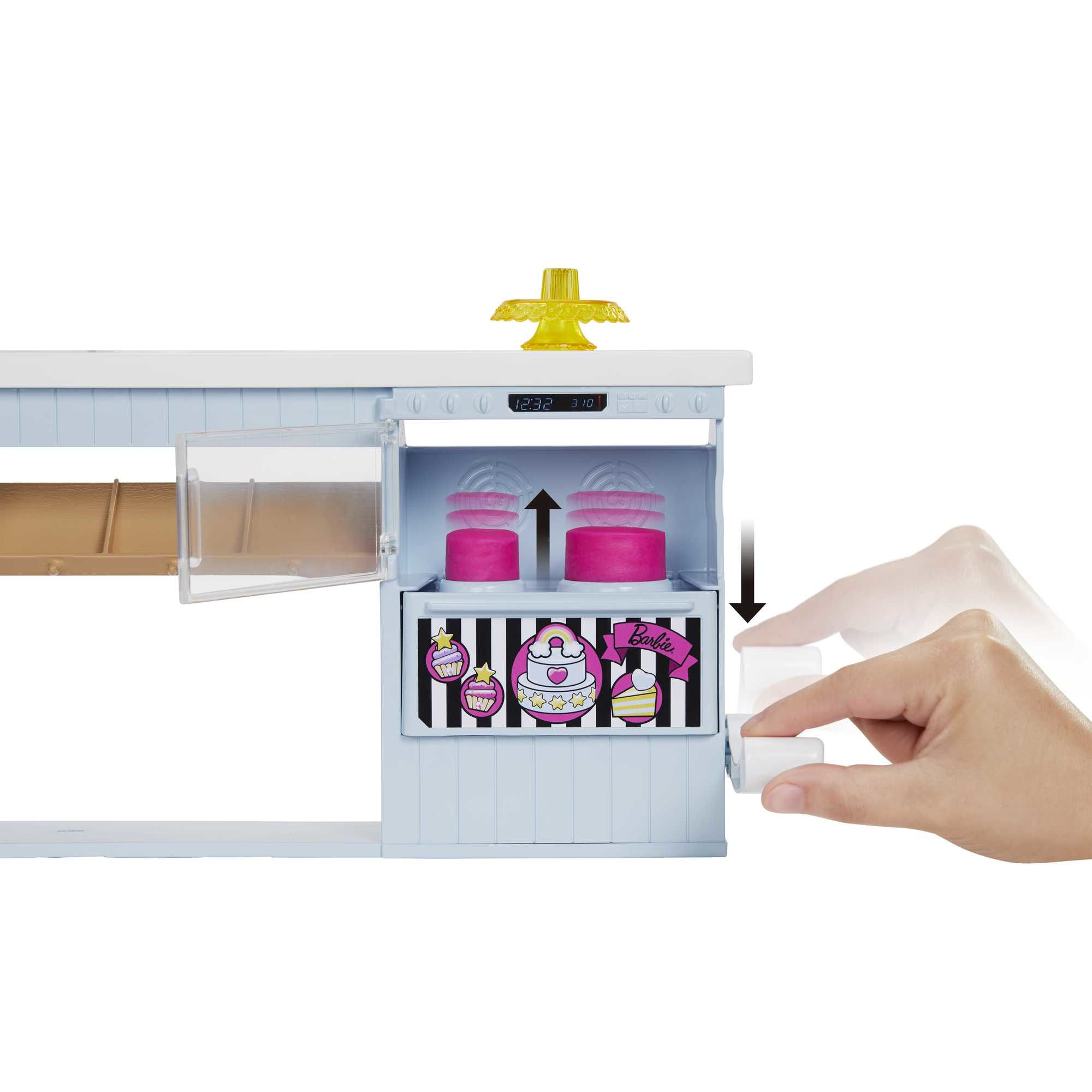 Mattel Barbie Pasticceria - Playset con Bambola e Postazione da Pasticceria - Bambola da 30 cm Barbie Pasticceria - Playset con Bambola e Postazione d