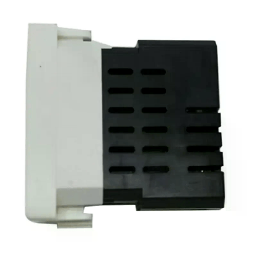 Modulo presa a muro C2218 attacco USB 160mA caricatore compatibile matix bticino