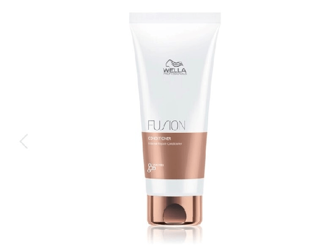 Wella INTENSE REPAIR CONDITIONER WELLA FUSION 200 ML Wella Fusion Intense Repair 200 ml