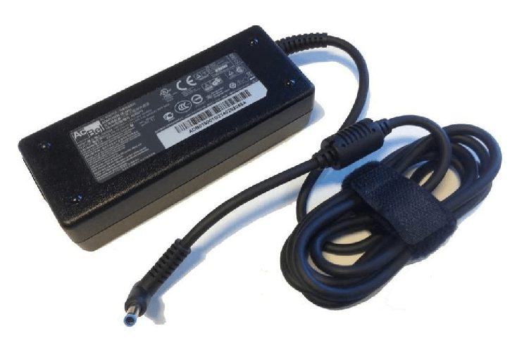 HP 753560-001 adattatore e invertitore Interno 90 W Nero (AC Adapter 90 W Smart 4.5Mm - Warranty: 6M) HP 753560-001 adattatore e invertitore Interno 9
