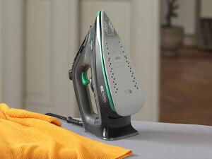 Braun texstyle 5 si 5277 gr ferro da stiro a vapore 2700w piastra ceramica verde Braun TexStyle 5 SI 5277 GR ferro da stiro Ferro da stiro a secco e a