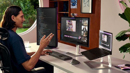 Logitech MX Brio webcam 3840 x 2160 Pixel USB 3.2 Gen 1 [3.1 Gen 1] Grafite (MX Brio webcam 3840 x 2160 - pixels USB 3.2 Logitech 960-001559 webcam 38