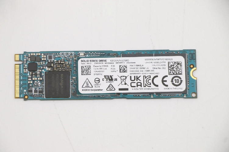 Lenovo 01LX200 drives allo stato solido M.2 256 GB PCI Express 3.0 NVMe (SSD M.2 PCIe NVMe FRU SSD - 256GB RoHS Toshiba Lenovo 01LX200 drives allo sta