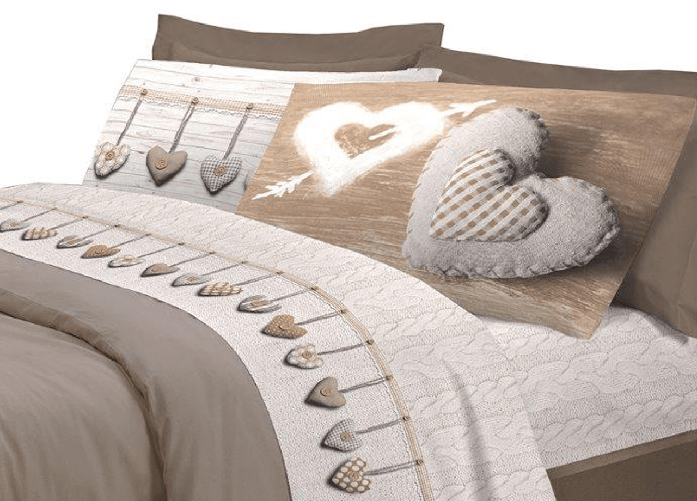 BIANCHERIAWEB Completo Lenzuola In Morbida Flanella Disegno Cuore Appeso Colore Beige,Misura 1 Piazza e mezza