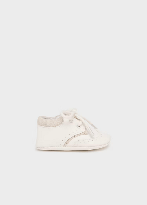 SCARPE SNEAKERS CASUAL NEONATO MAYORAL 09735 9735 16 BIANCO ORIGINALE PE 2024 18 Beige