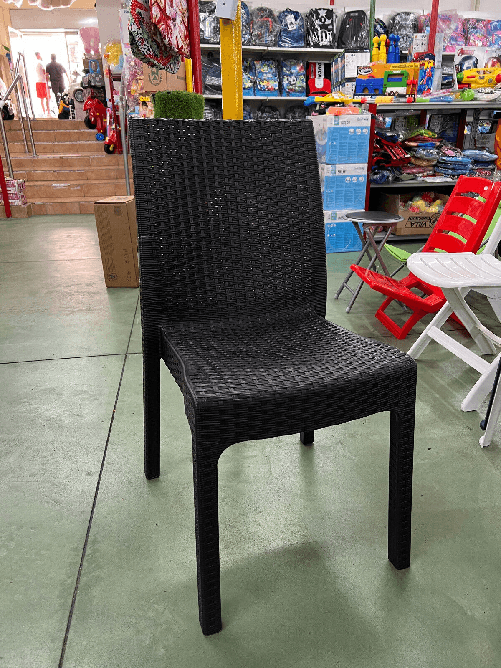 SEDIA RATTAN MARRONE