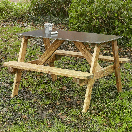 COSY Tavolo con Piano Scrivibile con Gessetti e Panche Integrate, Legno da Esterno