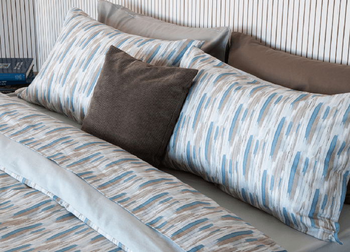 Completo Lenzuola Letto In Cotone Modello Les Uniques Dis. 2502