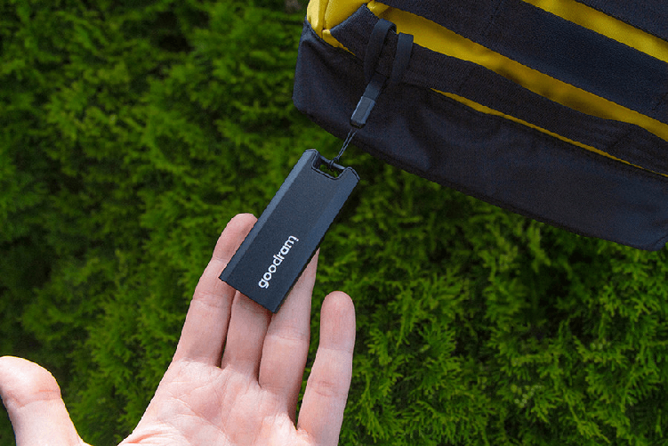 Goodram SSDR-GMRE-01T-K0 unità esterna a stato solido 1 TB 3.2 Gen 2 (3.1 Gen 2) Nero Goodram move ridge ssd esterno 1tb usb-c 3.2 gen 2 nero