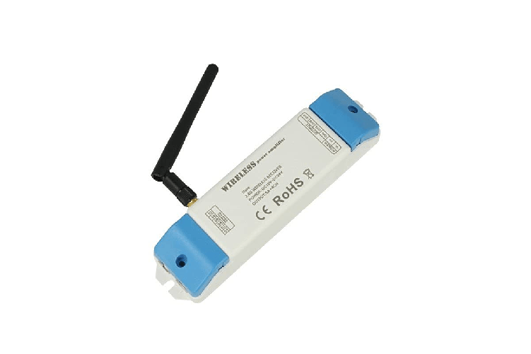 Amplificatore Wireless 2.4G Slave Segnale PWM 4 Canali RGBW 12V 24V AP244 5AX4