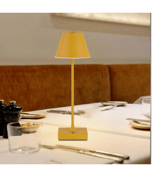 Trade Shop Traesio-lampada Tavolo Ricaricabile Usb 10 Watt 3 Colorazione Di Luce Vari Colori D27-3c - Colore Giallo