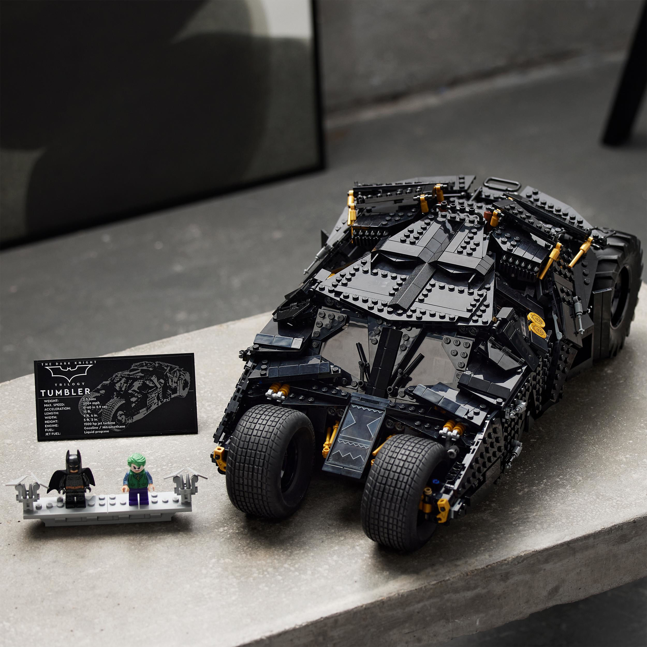 LEGO Dc Comics Super Heroes Batmobile Tumbler LEGO Marvel Super Heroes Batmobile Tumbler